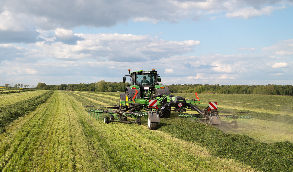 Z2-840 Double Rake